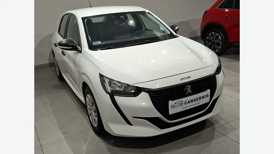 PEUGEOT 208 -