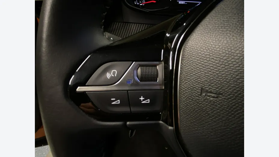 PEUGEOT 2008 -