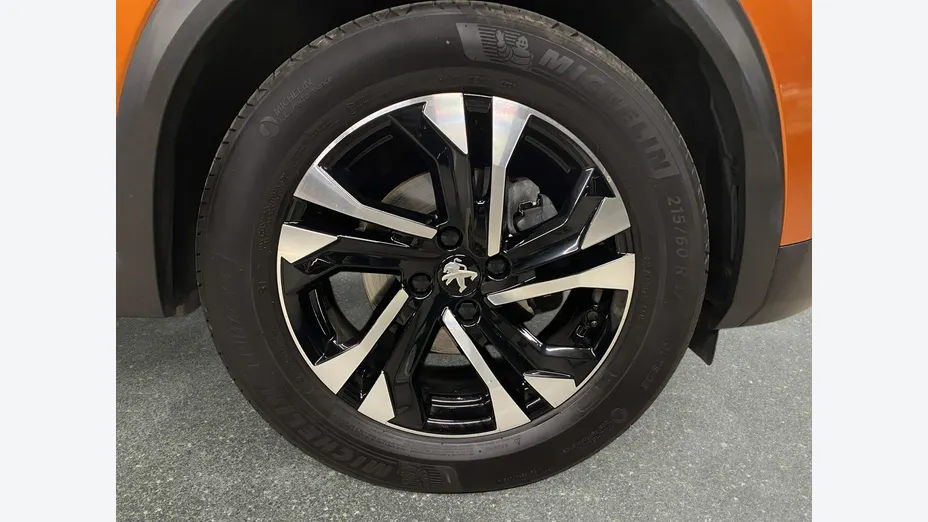PEUGEOT 2008 -