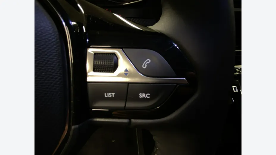 PEUGEOT 2008 -