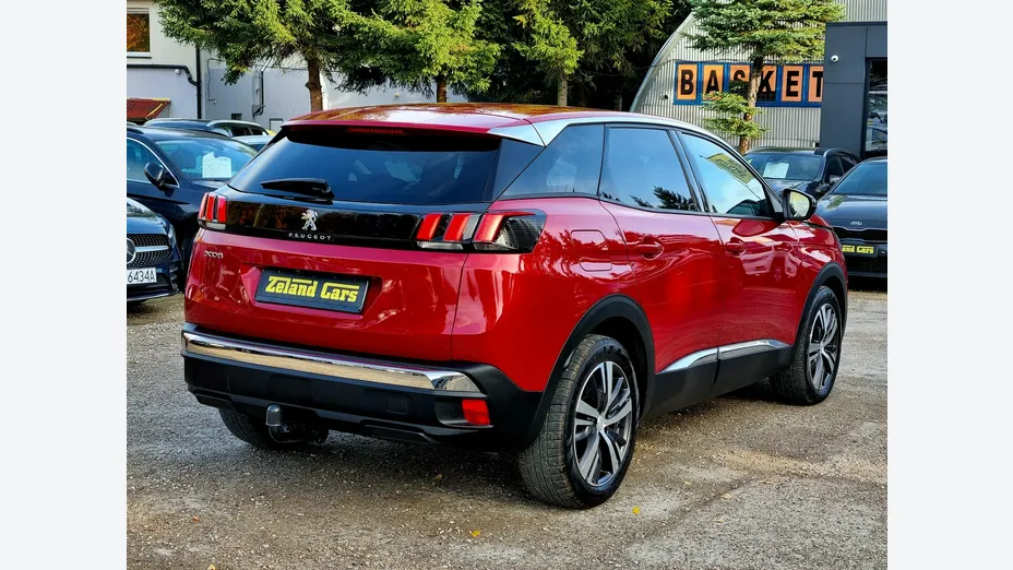 PEUGEOT 3008 -
