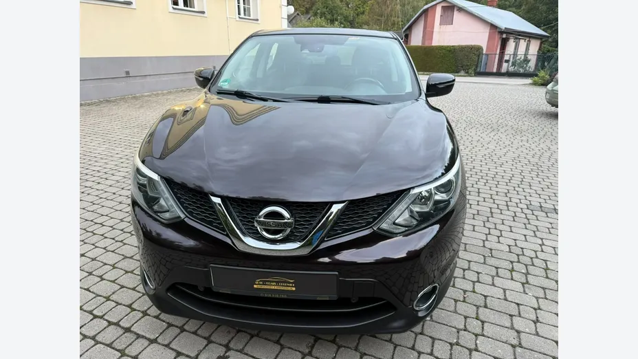 NISSAN Qashqai -