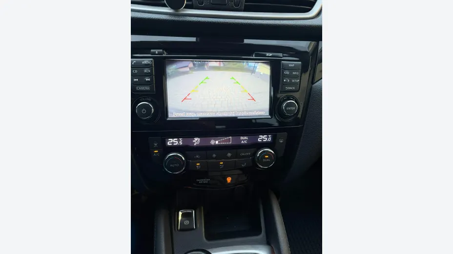 NISSAN Qashqai -