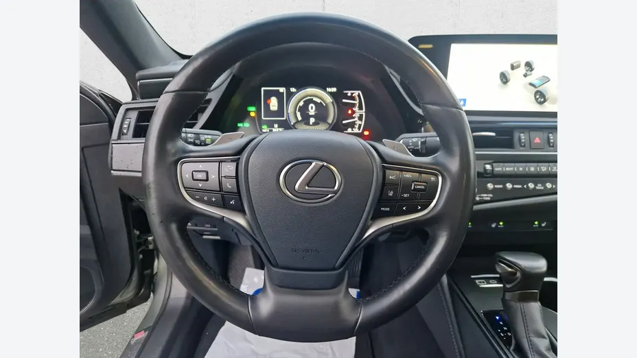 LEXUS ES -