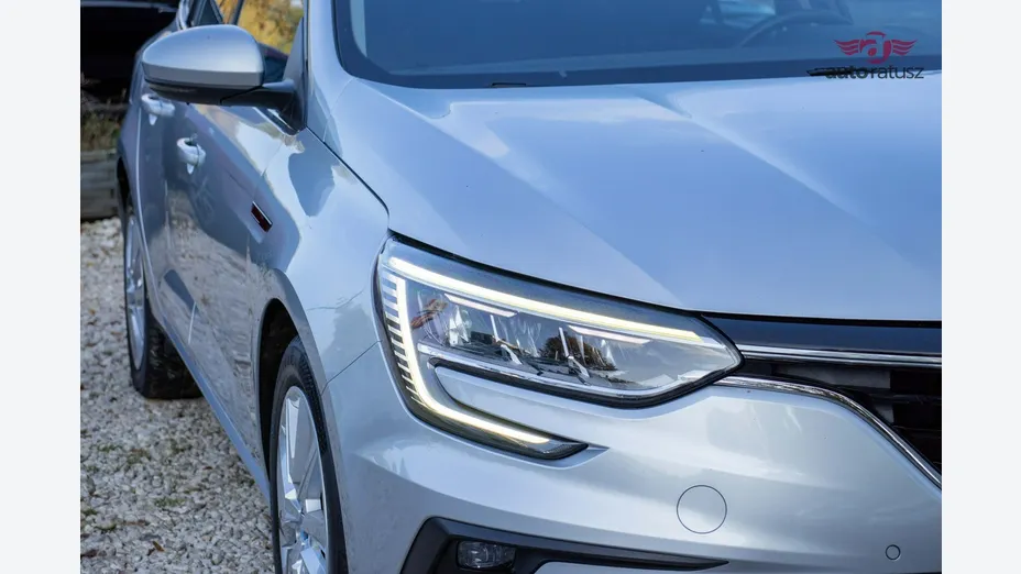 RENAULT Megane -