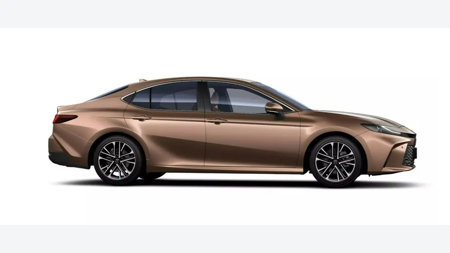 TOYOTA Camry -