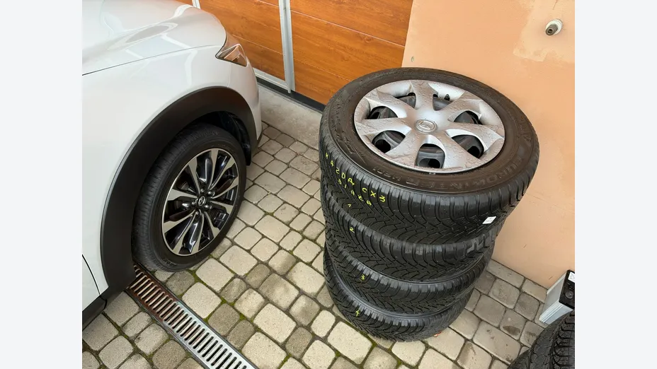 MAZDA CX-3 -