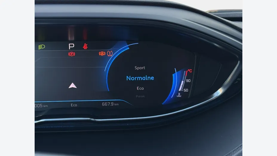 PEUGEOT 5008 -