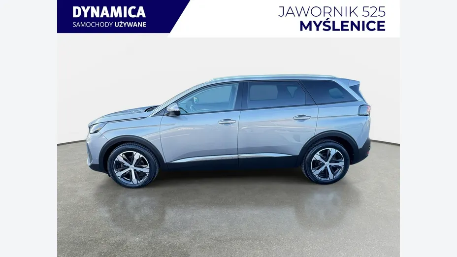 PEUGEOT 5008 -