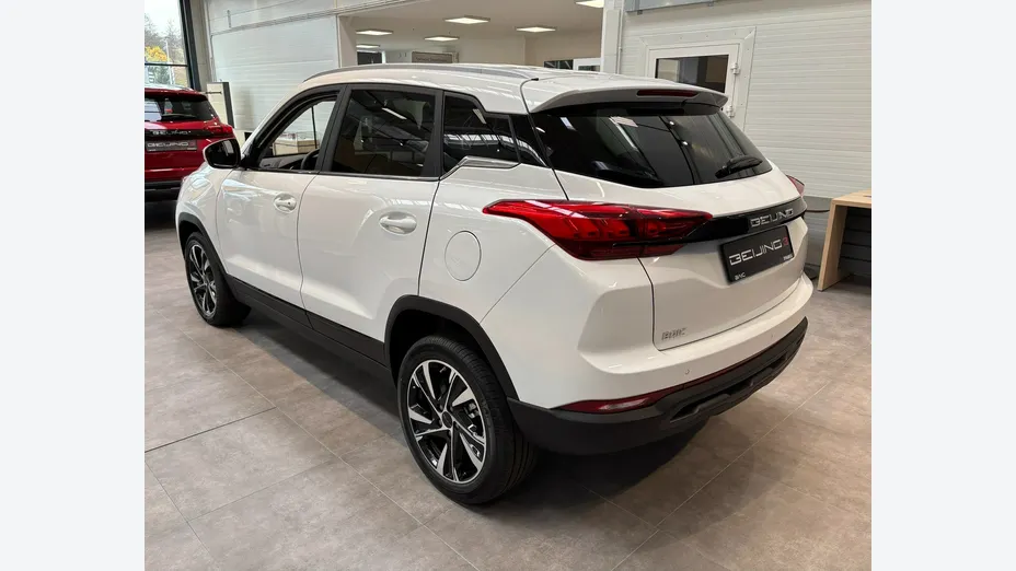 BAIC Beijing 3 -