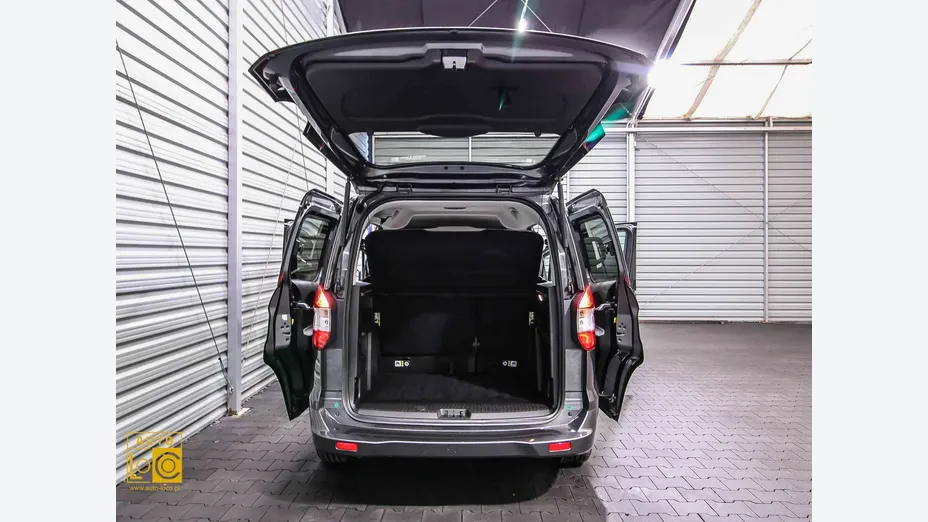 FORD Tourneo Courier -