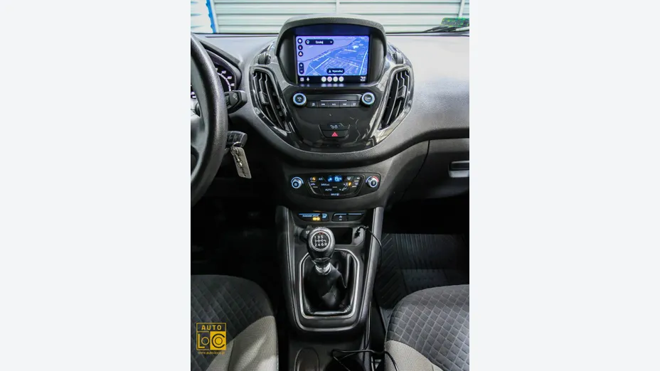 FORD Tourneo Courier -