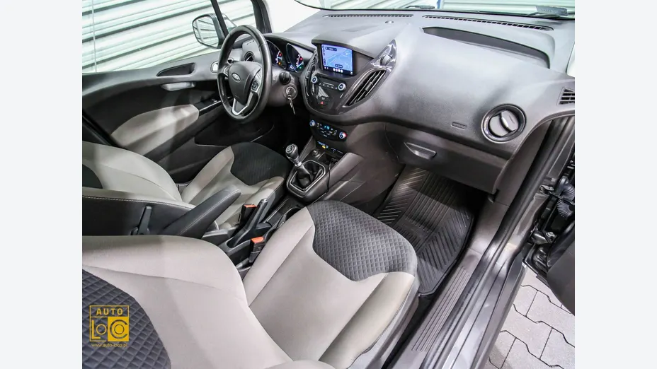 FORD Tourneo Courier -