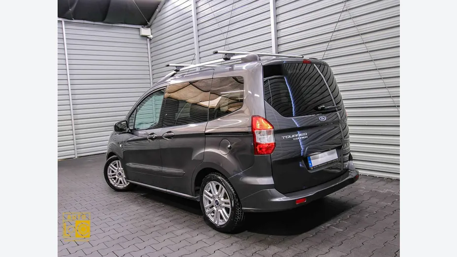 FORD Tourneo Courier -