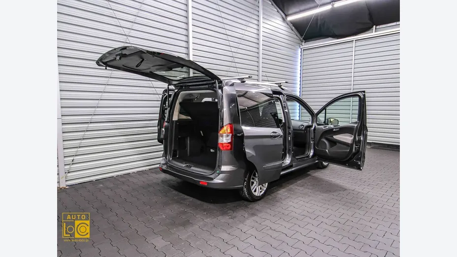 FORD Tourneo Courier -