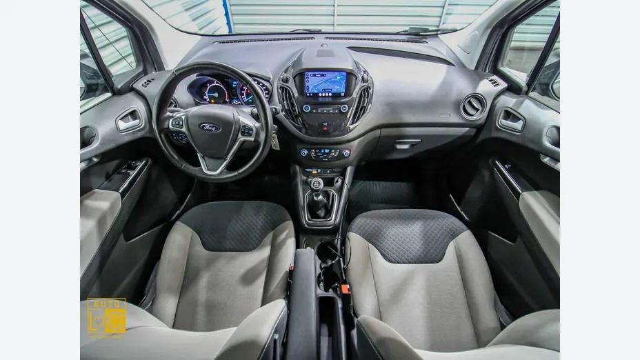 FORD Tourneo Courier -