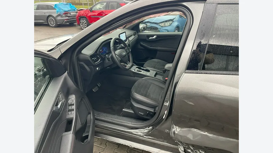FORD Kuga -