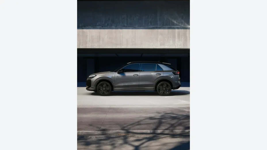 VOLKSWAGEN T-ROC -