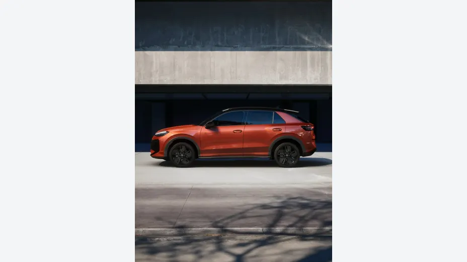 VOLKSWAGEN T-ROC -