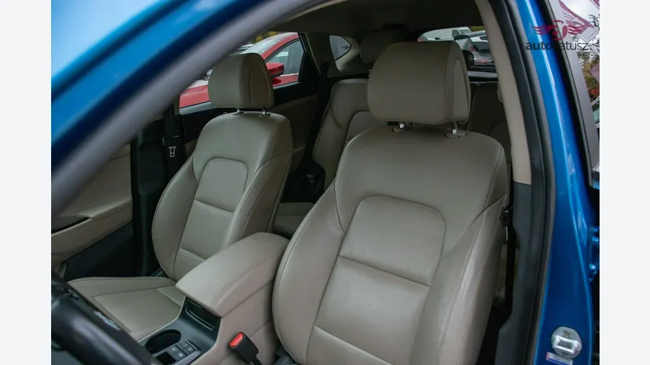 HYUNDAI Tucson -