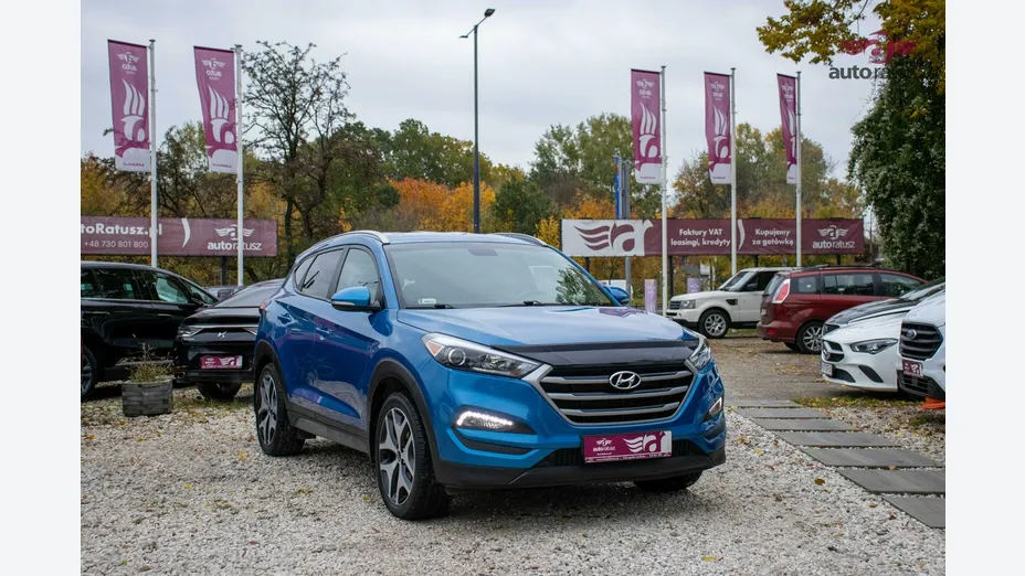 HYUNDAI Tucson -