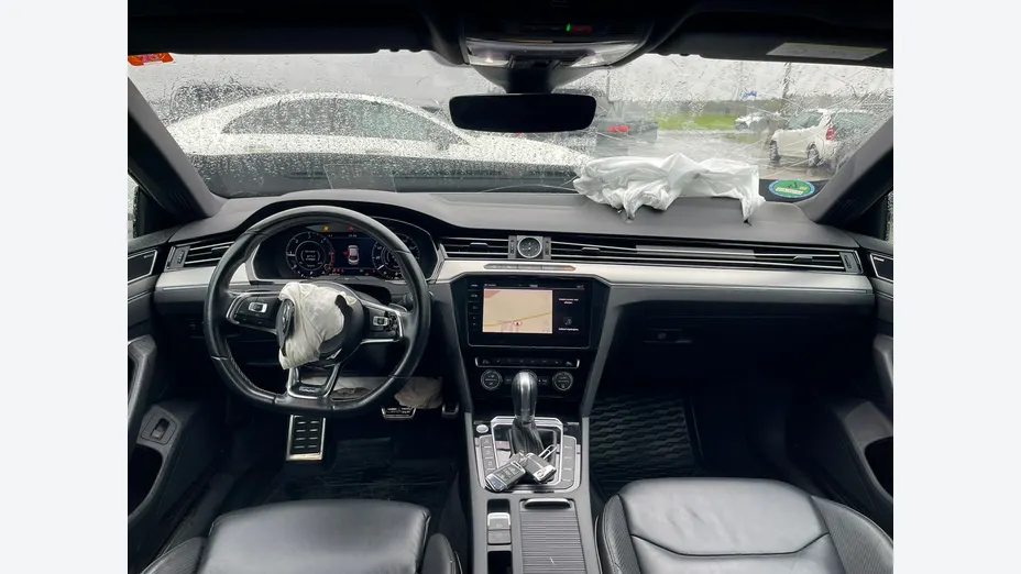 VOLKSWAGEN Arteon -