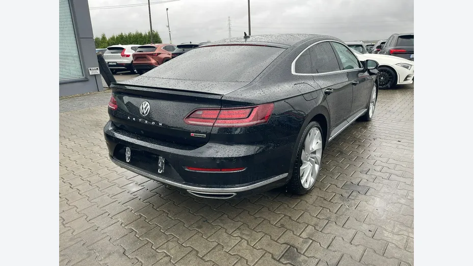 VOLKSWAGEN Arteon -