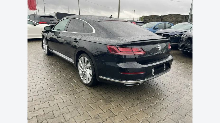 VOLKSWAGEN Arteon -