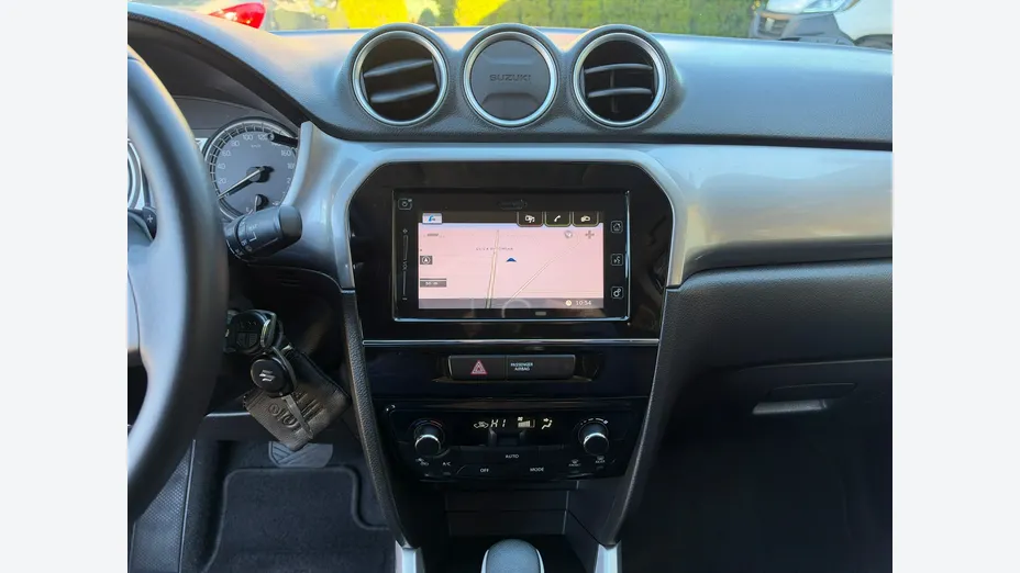 SUZUKI Vitara -