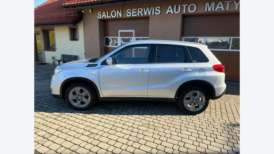 SUZUKI Vitara -