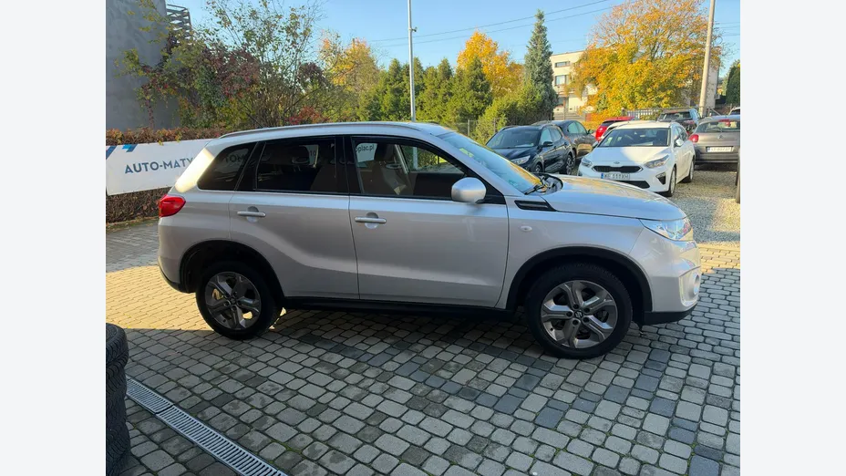 SUZUKI Vitara -