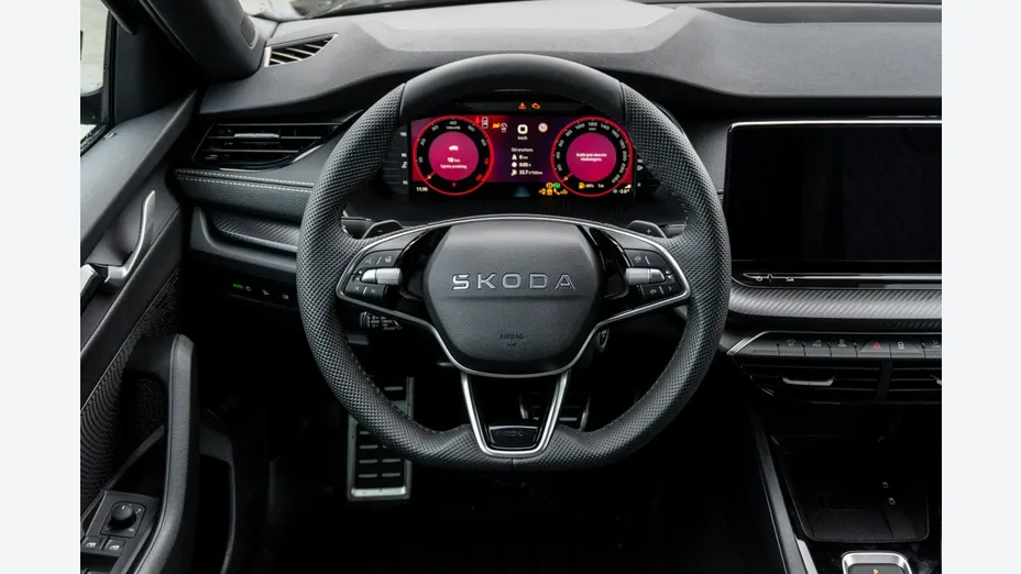 SKODA Octavia -