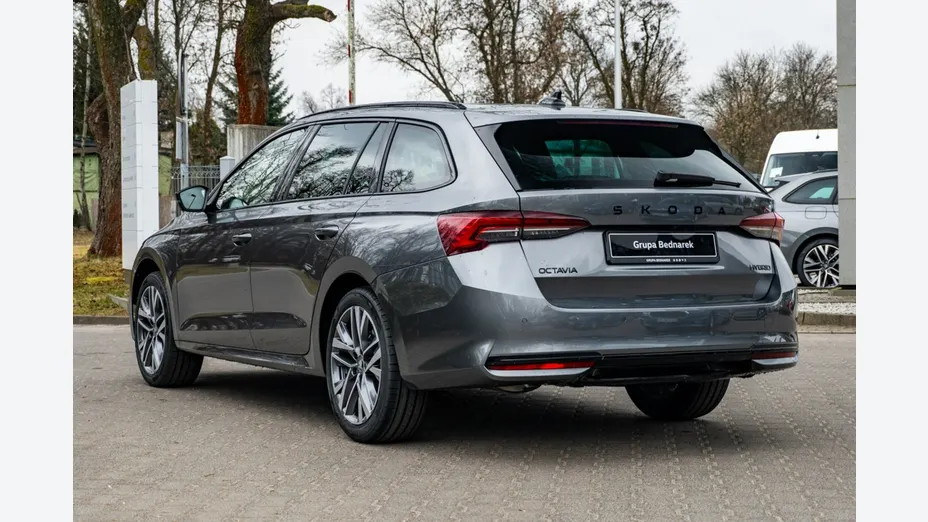 SKODA Octavia -