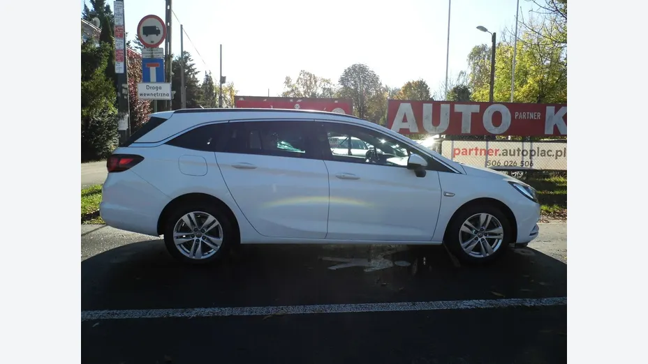OPEL Astra -