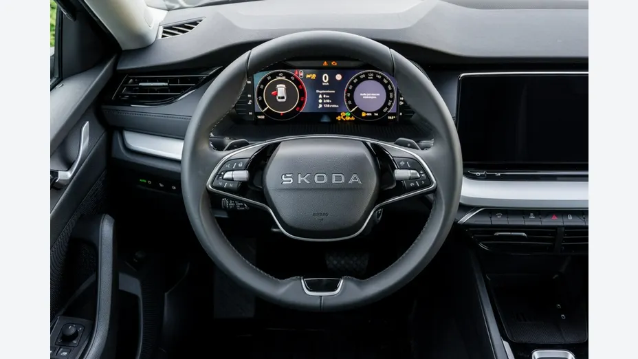 SKODA Octavia -