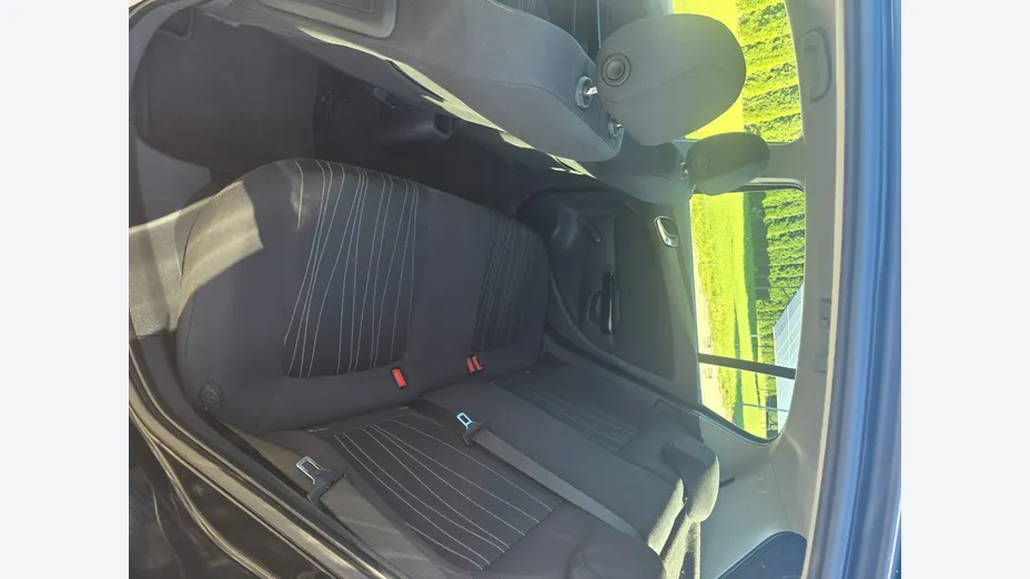 OPEL Corsa -