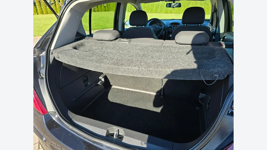 OPEL Corsa -