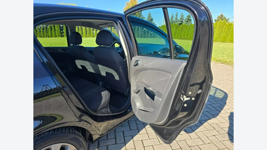 OPEL Corsa -