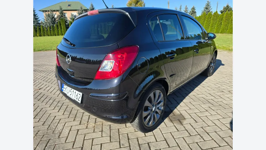 OPEL Corsa -