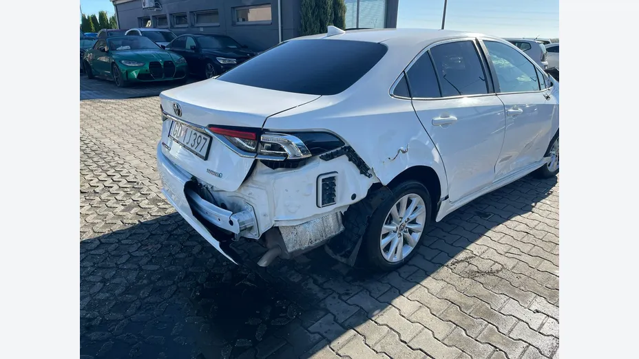 TOYOTA Corolla -