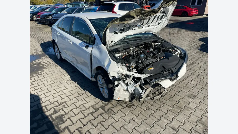 TOYOTA Corolla -