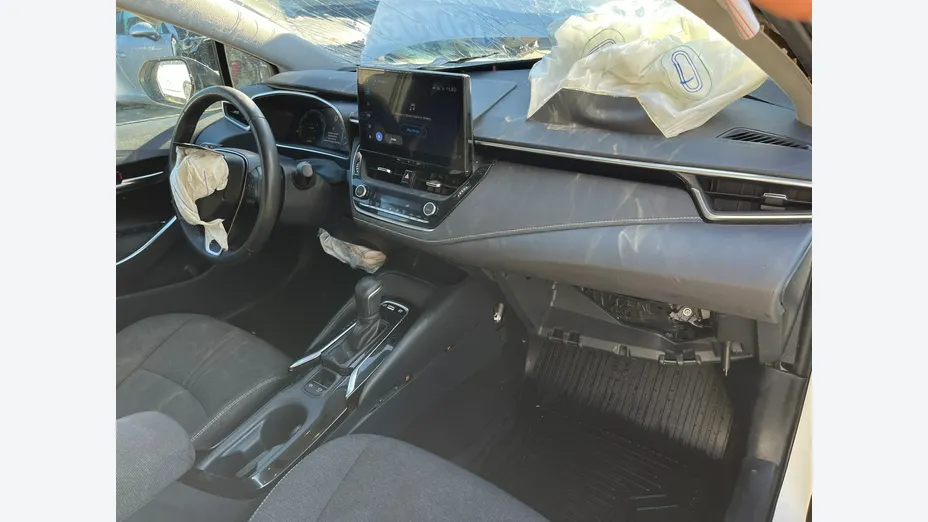 TOYOTA Corolla -