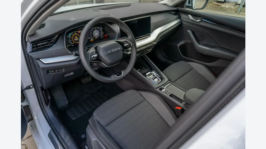 SKODA Octavia -