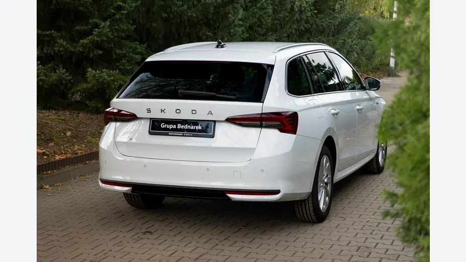 SKODA Octavia -
