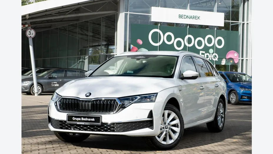 SKODA Octavia -