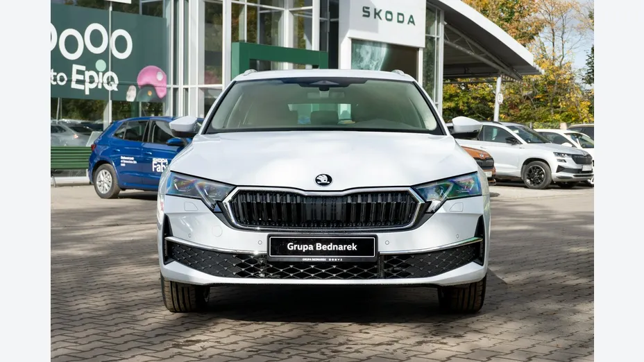 SKODA Octavia -