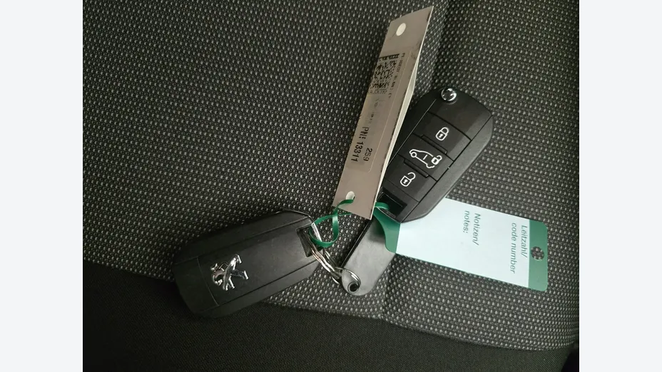 PEUGEOT Rifter -