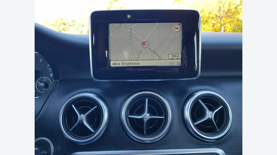 MERCEDES-BENZ A Klasa -