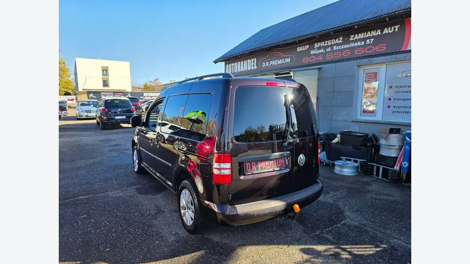VOLKSWAGEN Caddy -