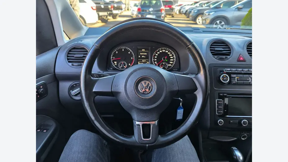 VOLKSWAGEN Caddy -